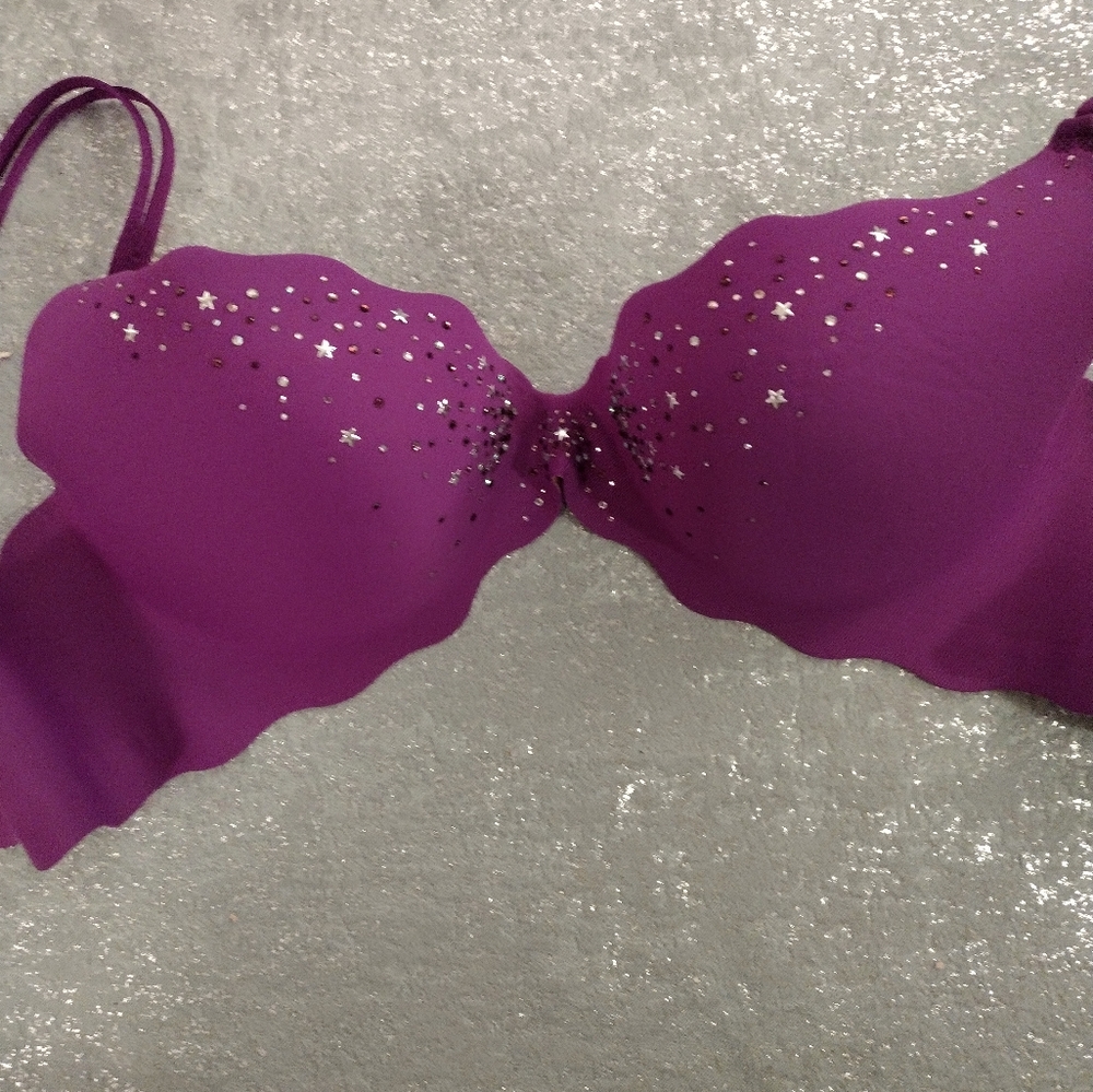 RARE Victoria's Secret Embellished Rhinestone Bra